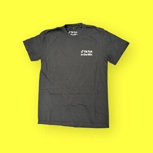 Poshmark prefers clarity,‎ fewer hashtags, and a slightly more polished tone.